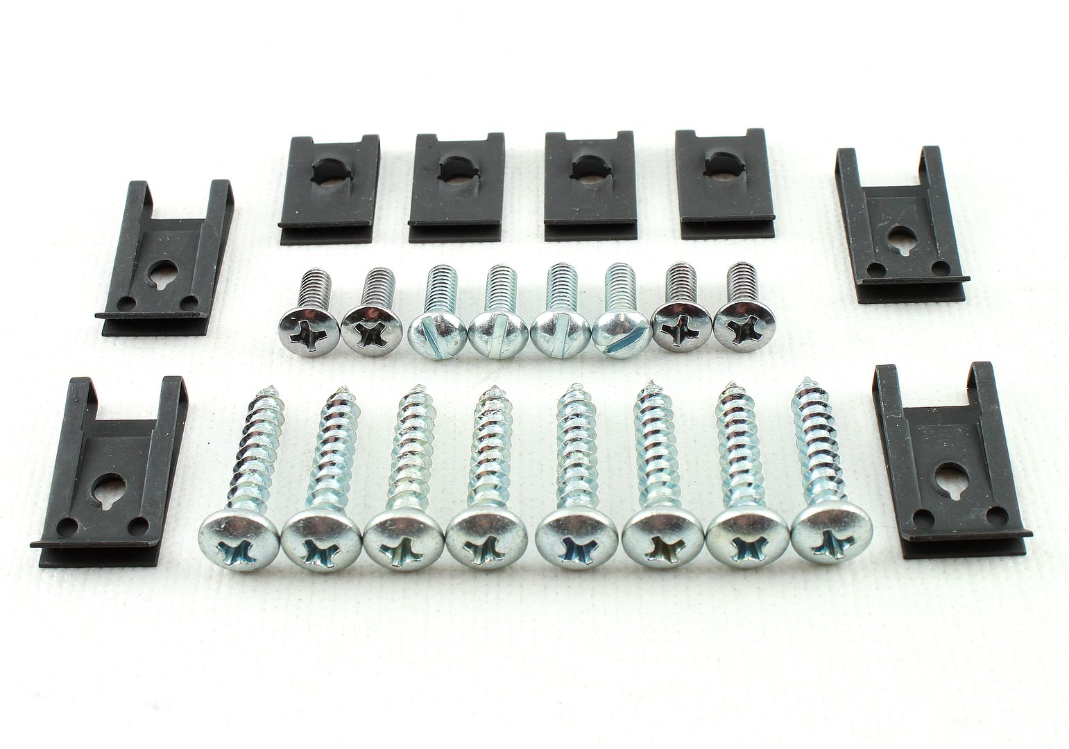 1955 55 Chevy Tail Light Assembly Mounting Screw & Clip Kit eBay